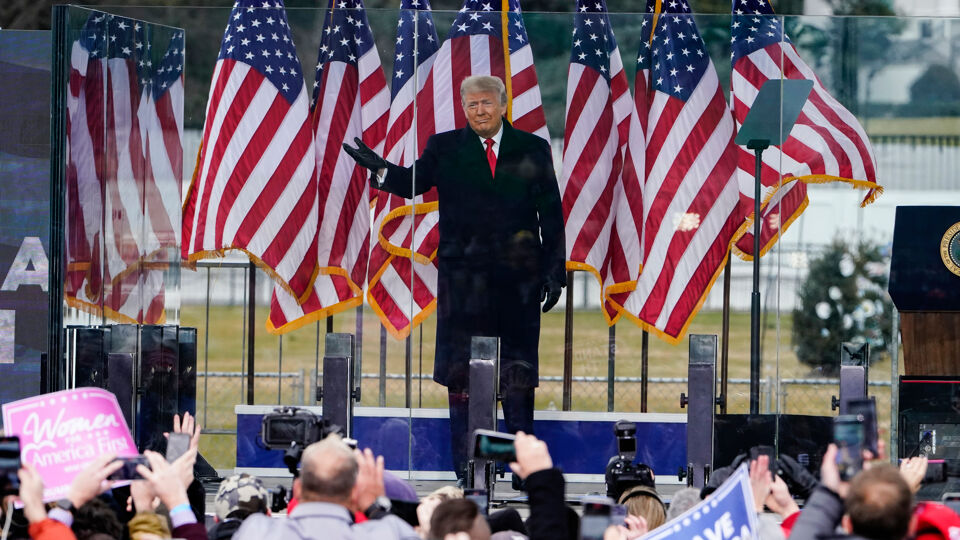 Donald Trump geeft op 6 januari 2021 een toespraak op de Mall, kort voor de dramatische gebeurtenissen in het Capitool.