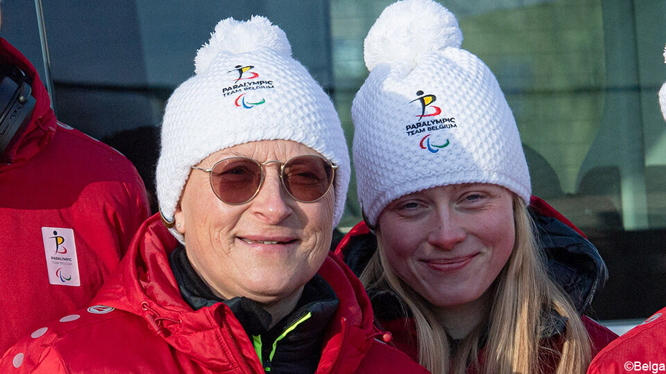 Linda Le Bon skiet tijdens de Winterspelen voor het eerst met dochter Ulla op wedstrijdniveau.