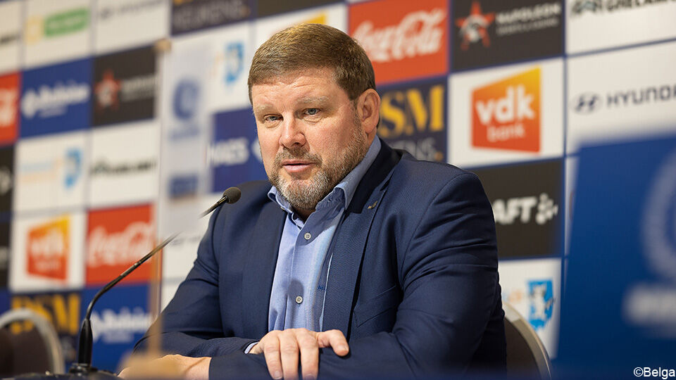 Volgens Hein Vanhaezebrouck heeft Gent in januari te veel punten verloren.