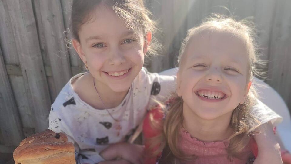 Deze Oekraïense meisjes waren erg blij met de cadeautjes