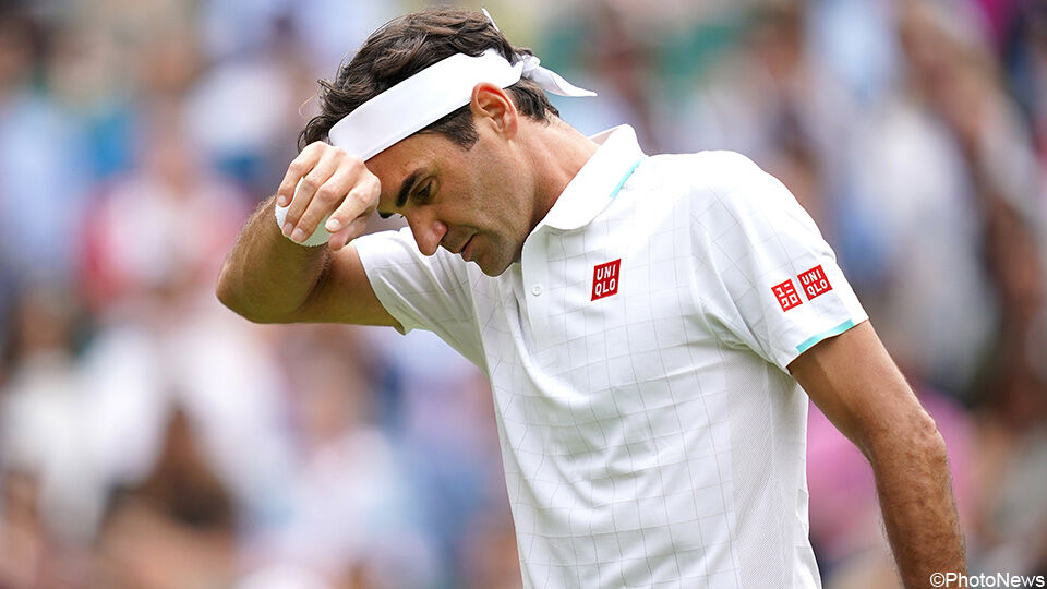 Roger Federer timmert nog steeds aan de weg terug na een knieoperatie.