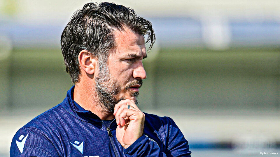 Carl Hoefkens staat voor zijn vuurdoop als trainer van Club Brugge.