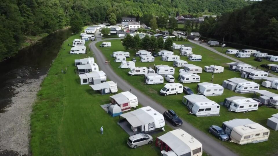 Camping Benelux in La-Roche-en-Ardenne, bijna een jaar na de overstromingen.