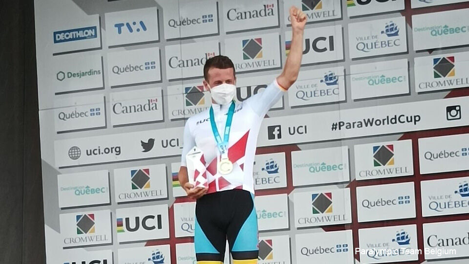 Louis Clincke rijdt naar zijn tweede gouden plak in Canada en is meteen ook eindwinnaar van de Wereldbeker