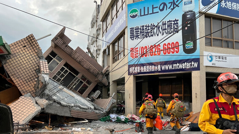 Een Dode En Negen Gewonden Na Aardbeving In Taiwan | VRT NWS: Nieuws