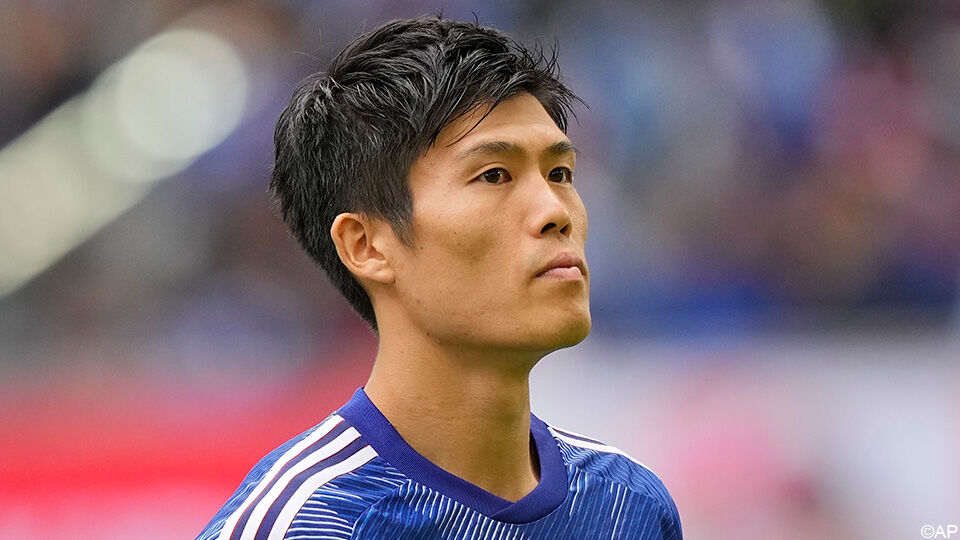 STVV streek 9 miljoen euro op voor de transfer van Tomiyasu, het hoogste transferbedrag in de clubgeschiedenis. 
