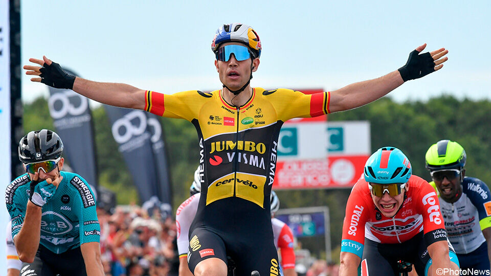 Wout van Aert droomt van winst in de Ronde van Vlaanderen of Parijs-Roubaix.