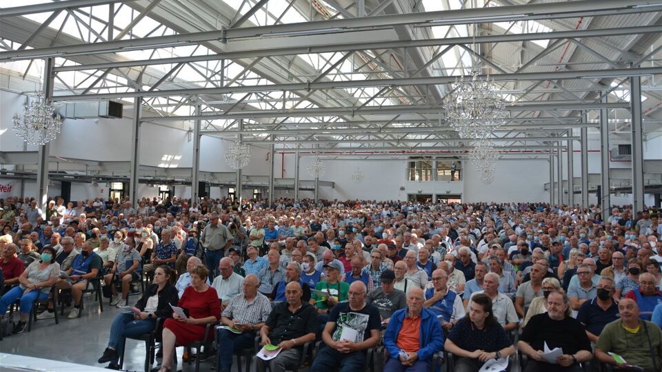 Exmijnwerkers dienen zelf een klacht in tegen bestuur KSVriendenkring VRT NWS nieuws