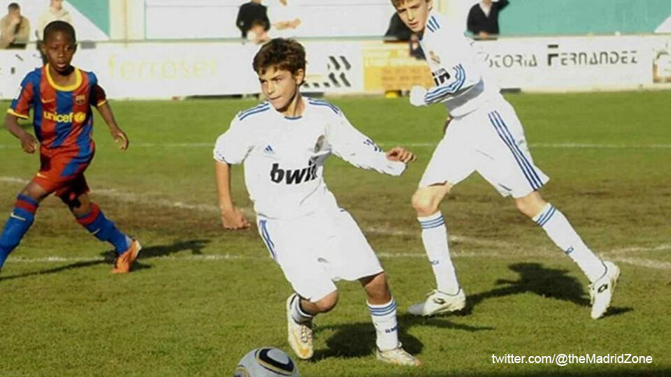De 11-jarige Alvarez die aan het testen was voor Real Madrid. 