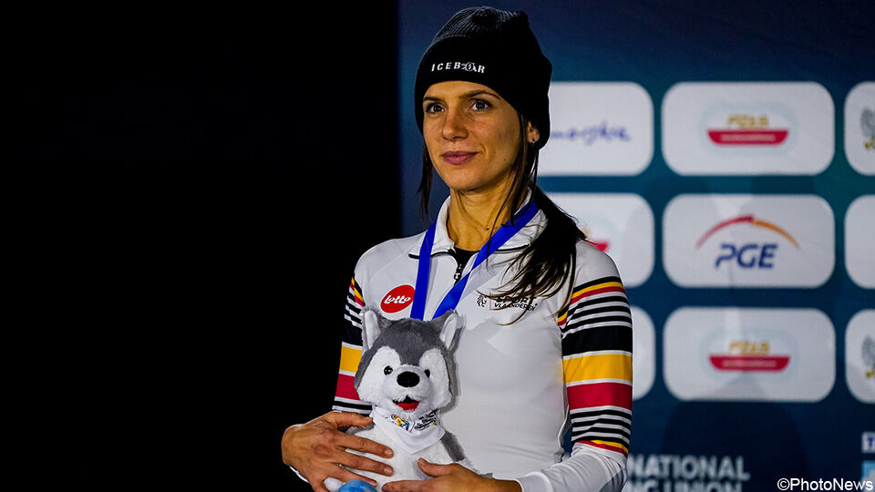 Hanne Desmet was op het recente EK shorttrack goed voor 3 medailles.