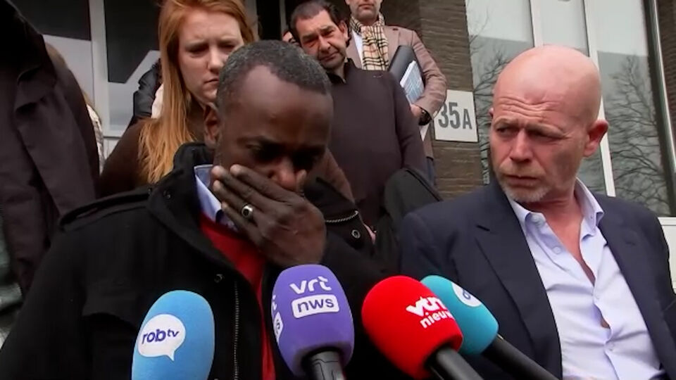 L’émotion du père et du frère de Sanda Dia au dernier jour du procès à