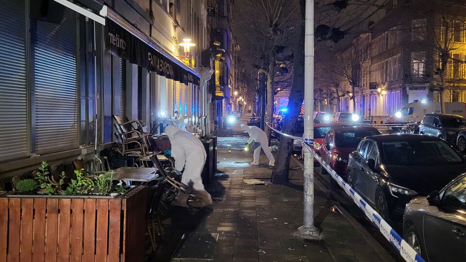 20-tal Huizen Beschadigd Bij Explosie In Centrum Antwerpen, Doelwit Zou ...