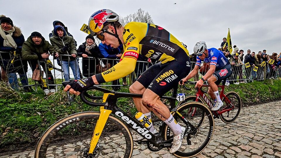 Wout van Aert wil dit jaar graag de rollen omdraaien in de Ronde en/of Roubaix.