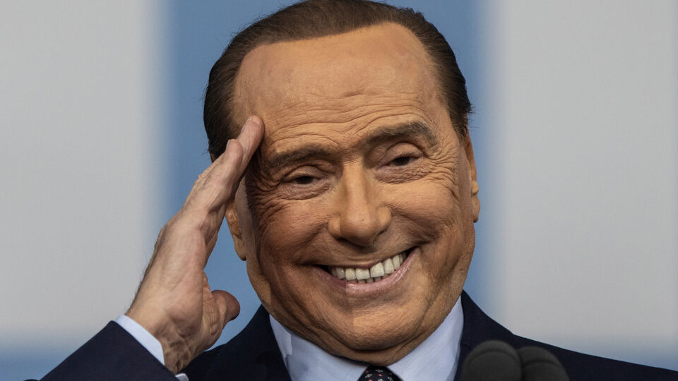 Italiaanse oud-premier Berlusconi (86) heeft leukemie | VRT NWS: nieuws