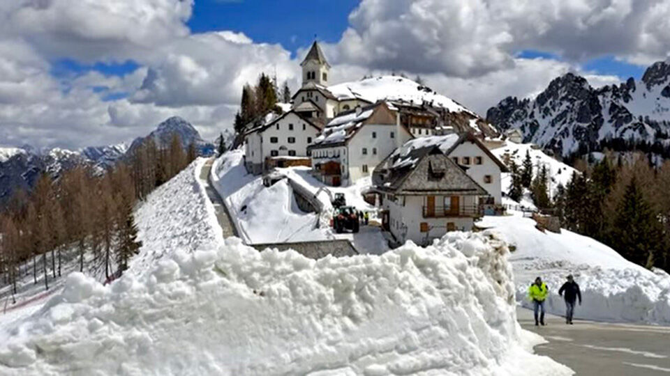 De Monte Lussari is een groot deel van het jaar bedekt met sneeuw.