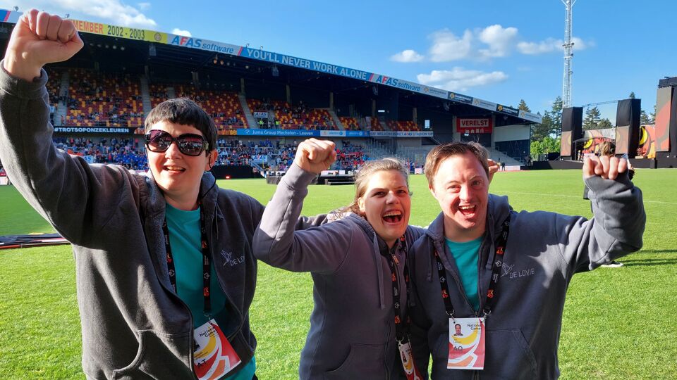 Openingsceremonie van de Special Olympics lokt vol stadion in Mechelen