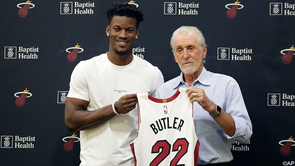 Pat Riley haalde in 2019 Jimmy Butler - nu de sleutelspeler van de Heat - naar Miami.