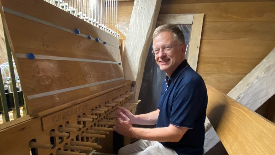 Beiaard in Tongeren speelt eindelijk weer: muzikaal voorproefje voor ...