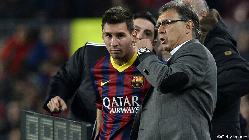 Lionel Messi en Tata Martino bij Barcelona.