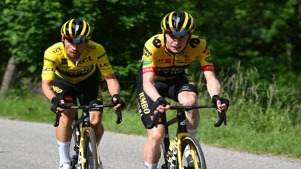 Vingegaard en Roglic is het powerkoppel van Jumbo-Visma in de Vuelta.