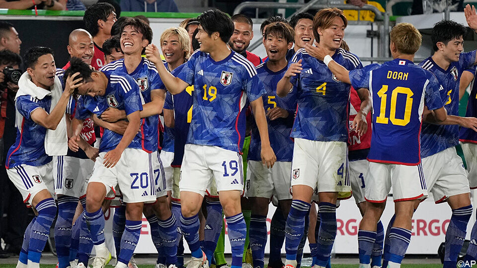 De Japanners mochten 4 keer vieren tegen Duitsland.