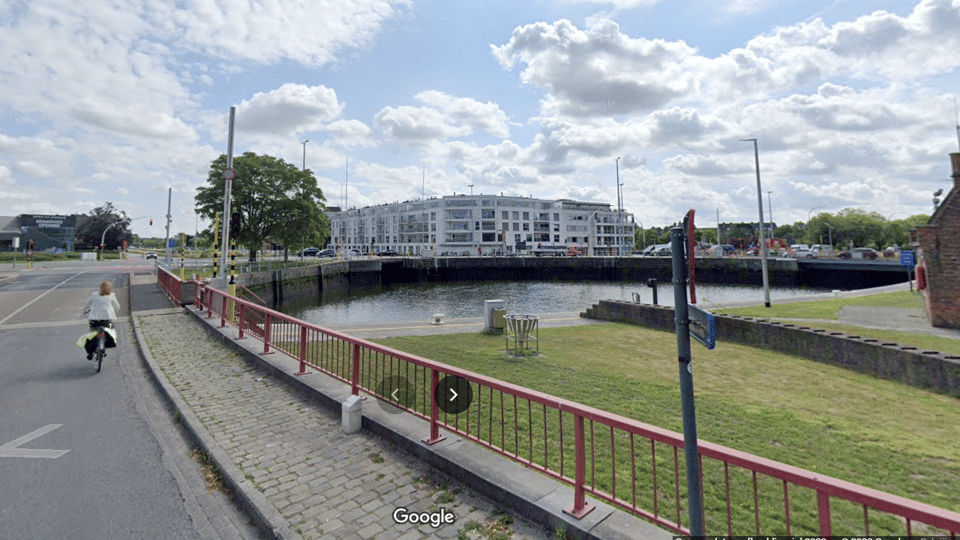 brugge-herinnert-vlaamse-waterweg-om-bruggen-op-ringvaart-niet-te
