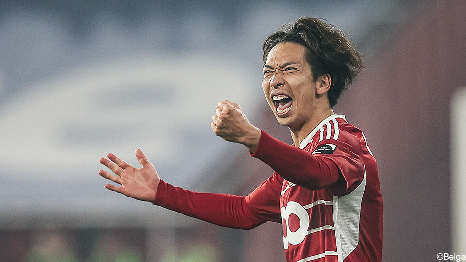 De Japanner Kawabe viert zijn doelpunt tegen Anderlecht.