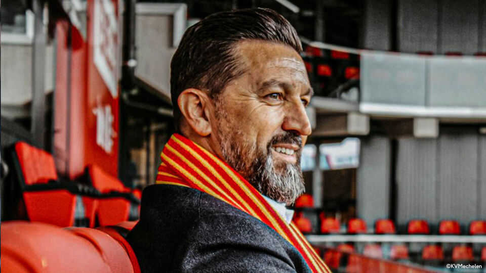 Besnik Hasi wordt de nieuwe trainer van KV Mechelen.
