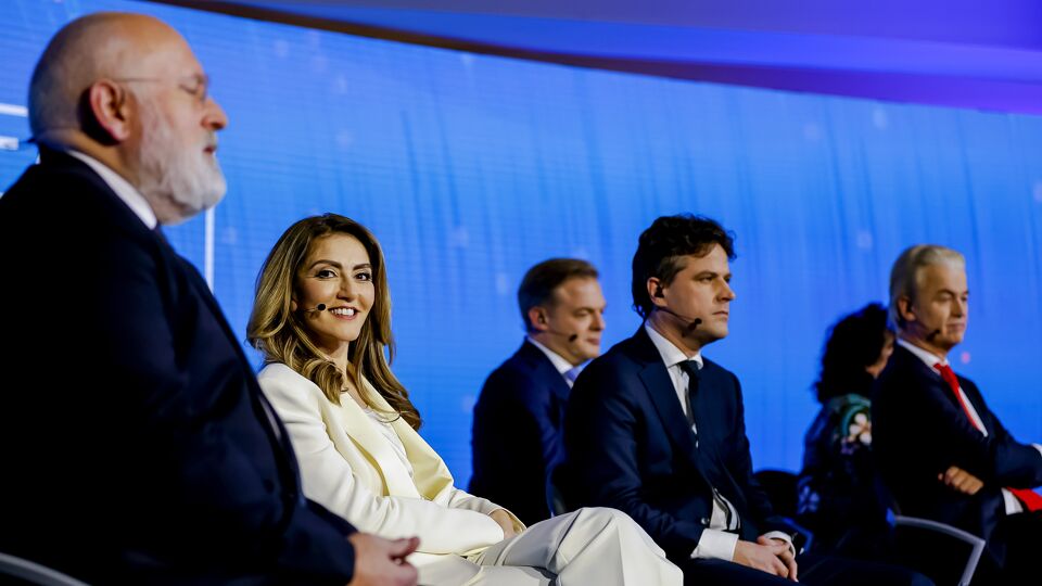 Frans Timmermans (GroenLinks-PvdA), Dilan Yeşilgöz-Zegerius (VVD), Pieter Omtzigt (NSC) en Geert Wilders (PVV)
