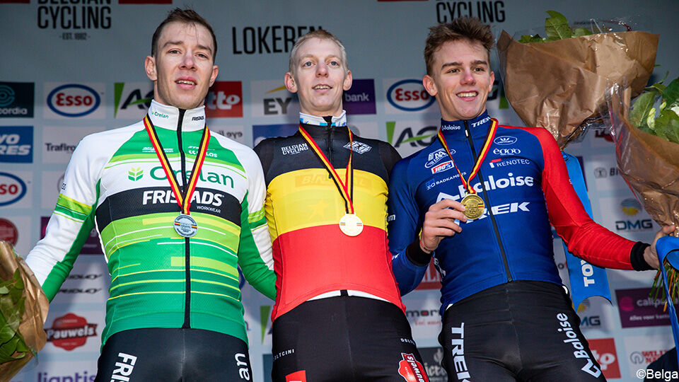 Michael Vanthourenhout kroonde zich vorig seizoen tot Belgisch kampioen voor Laurens Sweeck en Thibau Nys.