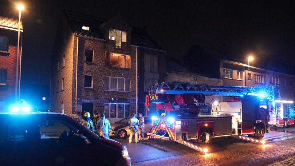 Appartement In Sint-Niklaas Onbewoonbaar Na Brand | VRT NWS: Nieuws