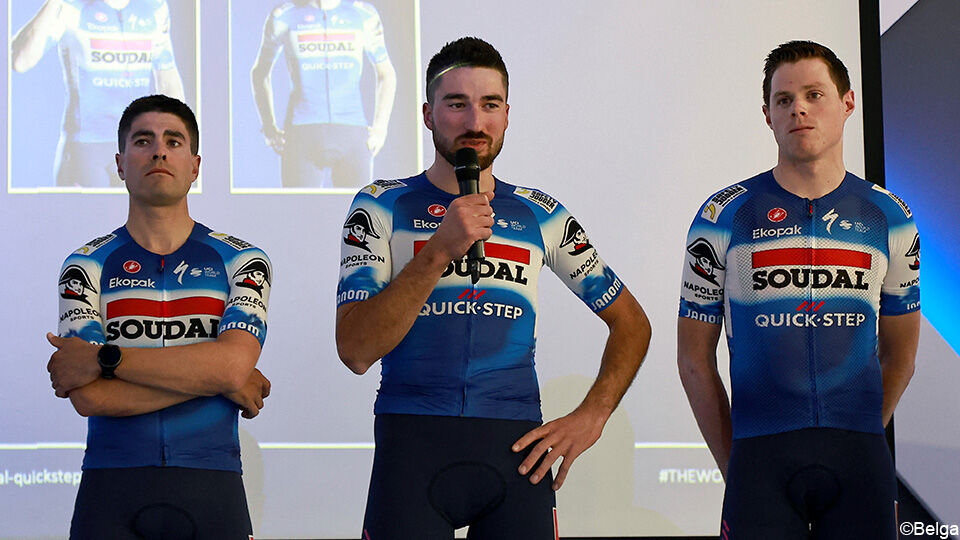 Gianni Moscone flanked by Mikel Landa and Jordi Warlop.