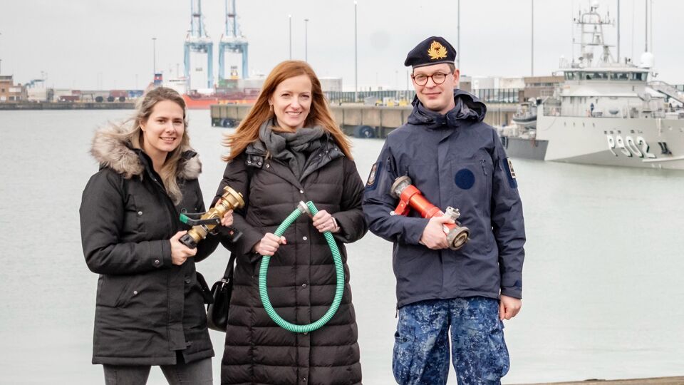 Aagje Rappé (links) gaat samenwerken met de Belgische marine.