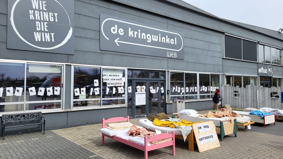 Werknemers Kringwinkels Turnhout, Meer En Retie Weer Aan Het Werk Na 1 ...