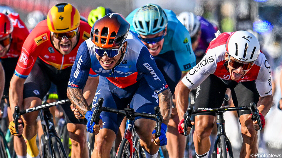 Caleb Ewan wil sprinten voor ritwinst in de Giro.