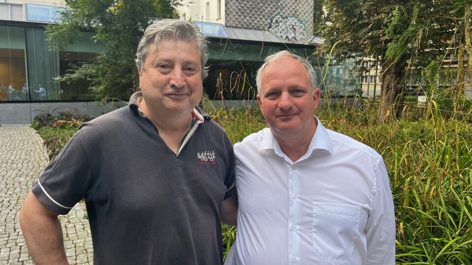 Ludo Van Campenhout en Paul Cordy, lijsttrekker Antwerpse districtsraad (N-VA).