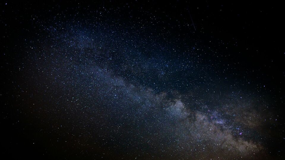 "We mogen de sterrenhemel heel dankbaar zijn", zegt sterrenkundige Conny Aerts in 'Nieuwe feiten'.