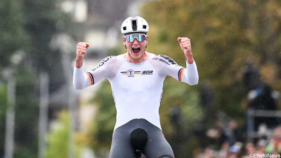 Behrens wint sprint met 2 en is wereldkampioen bij de beloften.