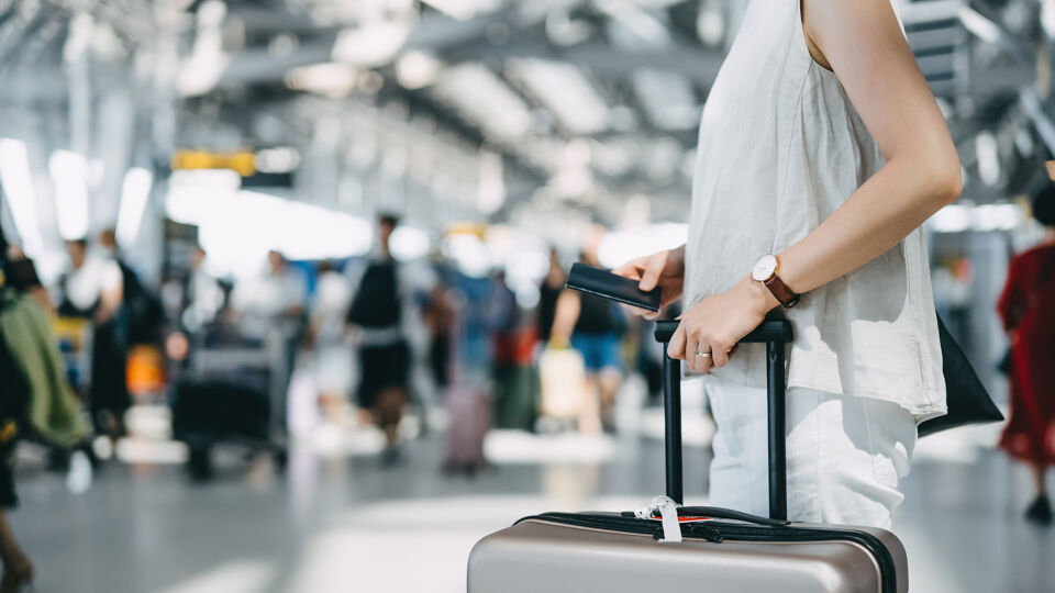 A quarter of workers are swapping endofyear bonuses for more holidays