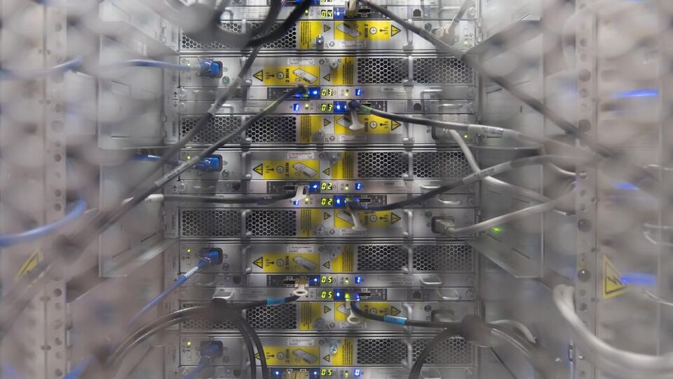 Het NAFIN-netwerk is zwaarbeveiligd, en zou niet mogen uitvallen