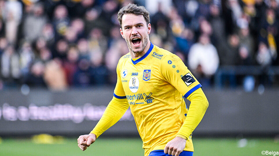 Lennart Mertens is een spits van SK Beveren.