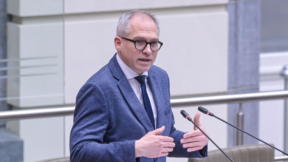 Le gouvernement Diependaele veut accroître productivité et