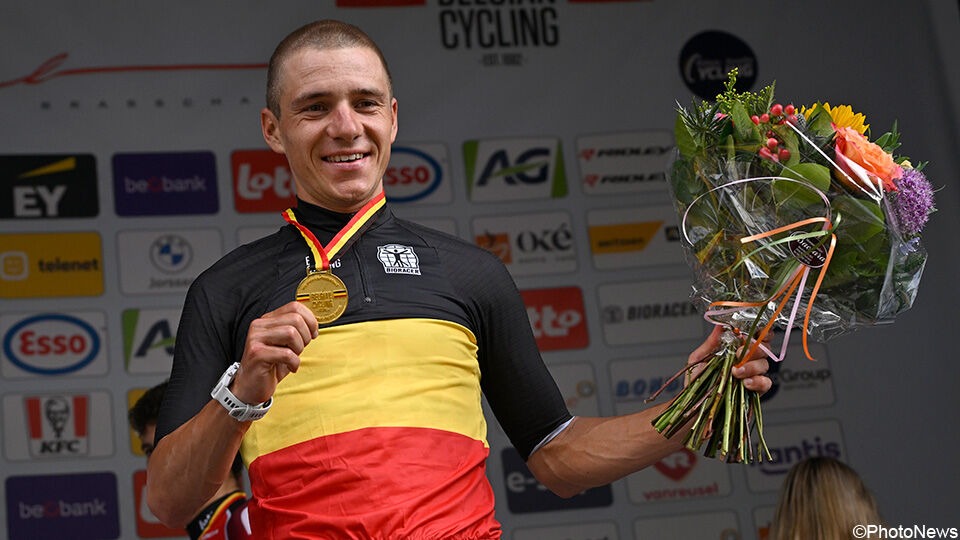 Remco Evenepoel heeft straat voorsprong.