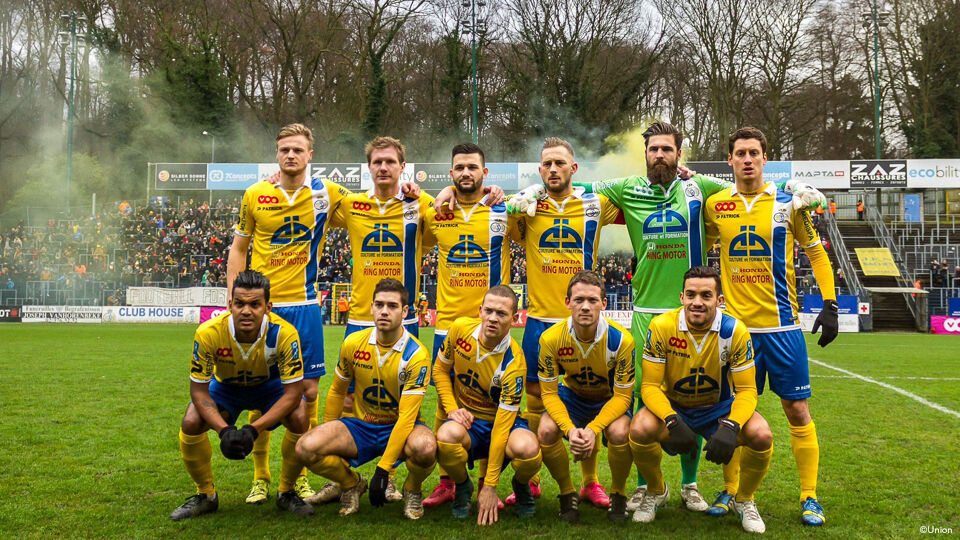 Cocchiere (uiterst rechts) op de ploegfoto met Union.