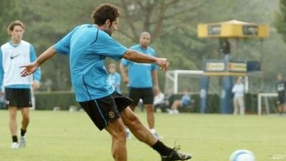 Cocchiere (links) trainde bij Inter samen met Figo en Adriano.