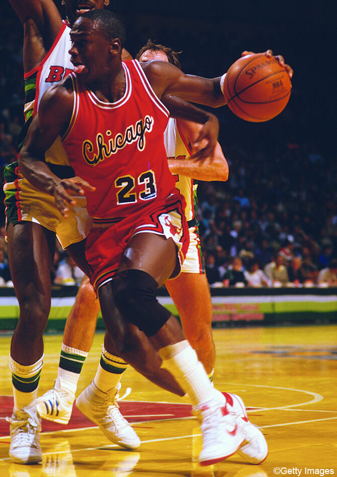 Michael Jordan speelde met de schoenen tijdens zijn eerste maanden in de NBA.