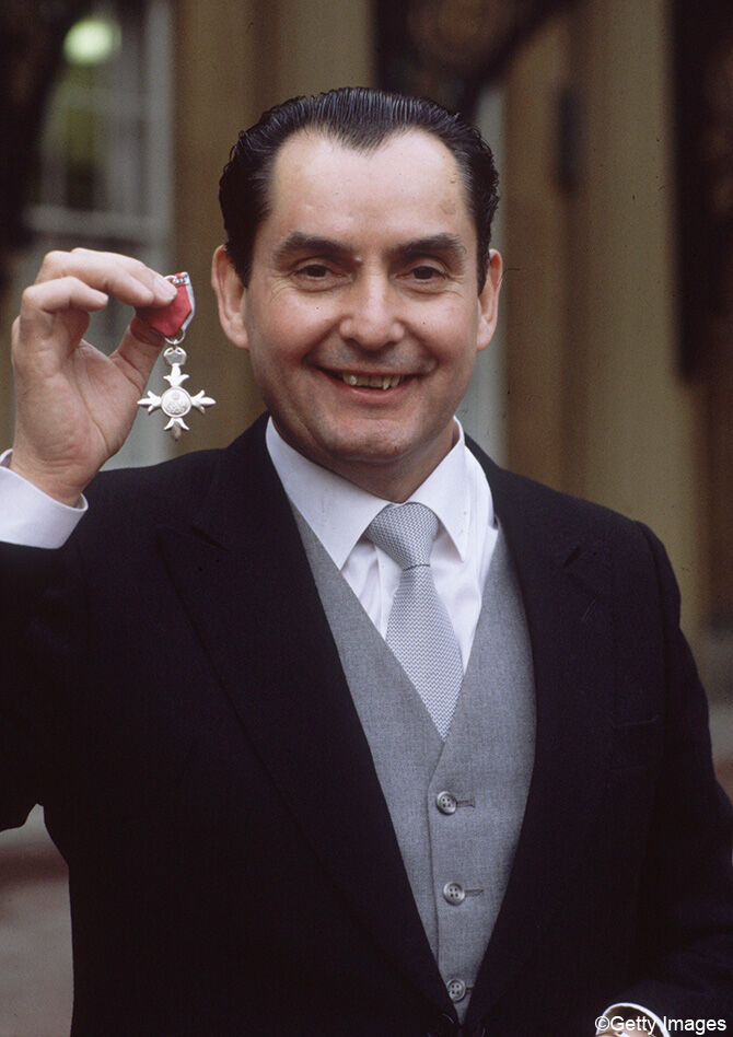 Ray Reardon werd in 1985 opgenomen als ridder in de Orde van het Britse Rijk.